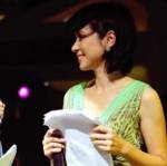 Việt Trinh thử sức dẫn chương trình